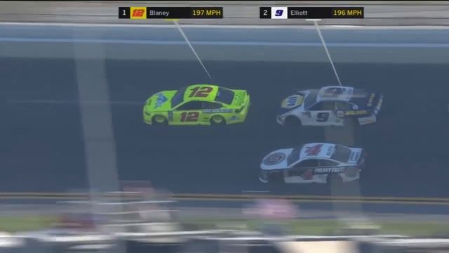 Даника Патрик и Чейз Эллиотт погибли в страшной аварии | DAYTONA 500 2018 | NASCAR on FOX смотреть онлайн
