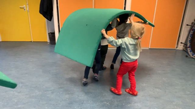 On dompte les #vagues en équipe 🌊 смотреть онлайн