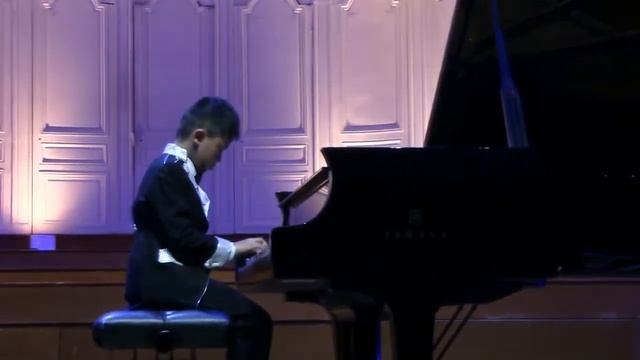 Enzo XIE - Kitty O’Reel de P. Whitehead смотреть онлайн