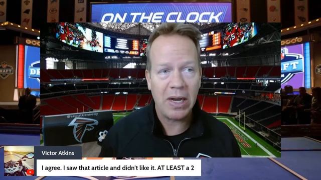 Atlanta Falcons Trades Galore in Recent Mock Drafts | Falcons Podcast смотреть онлайн