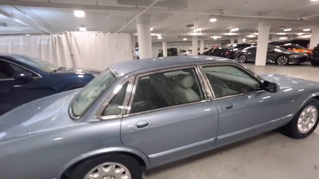 2003 Jaguar XJ8 смотреть онлайн