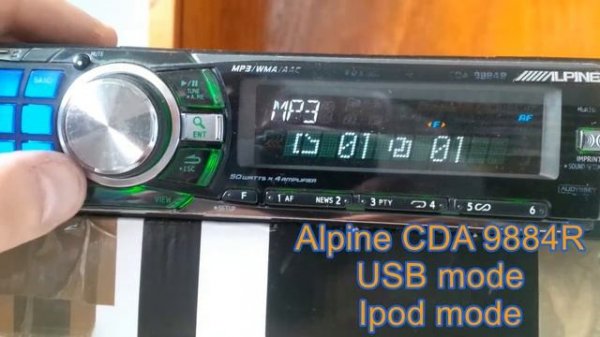 Alpine CDA 9884R vs Alpine CDA 9884