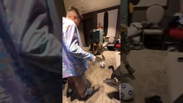 В душе все мы дети ❤️ #элвингрей смотреть онлайн