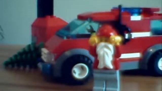 the crazy LEGO santa смотреть онлайн