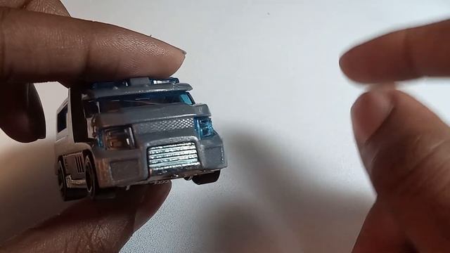 Hot Wheels Rapid Response (2022) | Diecast Car Review смотреть онлайн