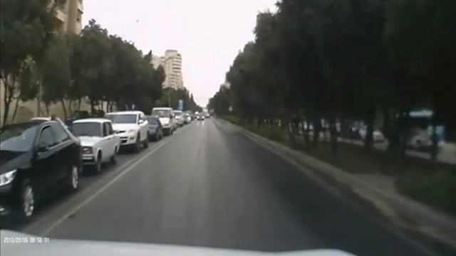 10 AA 909 JAGUAR markalı avtomobil qarşı yola çıxaraq qəza şəraiti yaradır! 06.09.2013 смотреть онлайн