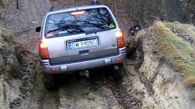 Jeep Grand Cherokee ZJ off-road смотреть онлайн