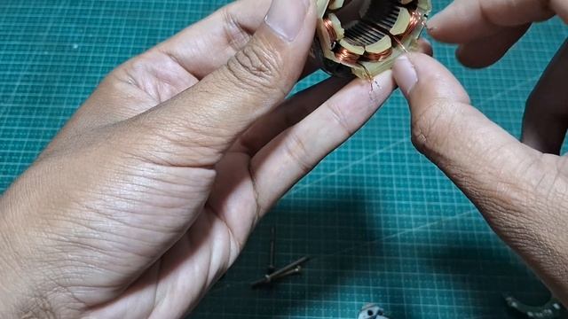 Menambah kuat arus pada Generator mini смотреть онлайн