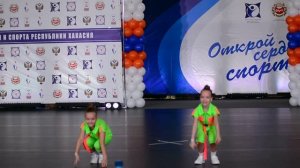 Чир хип-хоп двойка