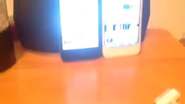 iPhone 4 iOS 7.1.2 vs iPhone 5 iOS 9.3 final build speed test. And boot up test 2016 смотреть онлайн