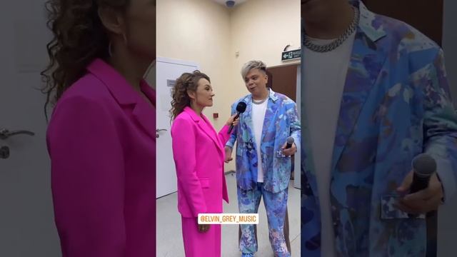 Нежданчик пришел на концерт смотреть онлайн