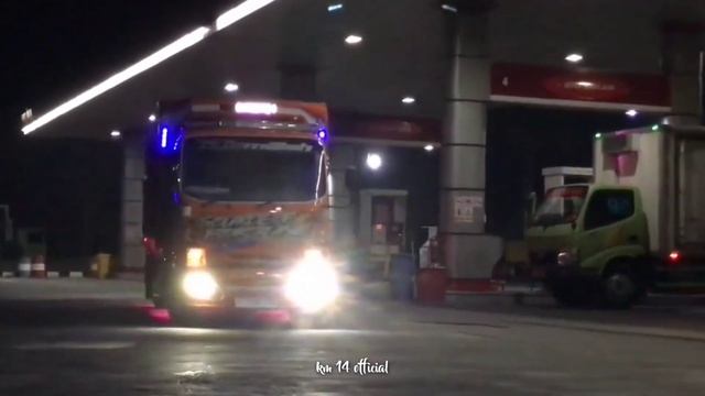TRUCK ISUZU ELF NMR 81 LONG CHASIS #KAROSERI_SLAMET_JAYA смотреть онлайн