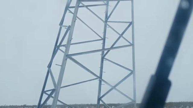 Подъем ЛЭП . Высота 30 метров.... смотреть онлайн