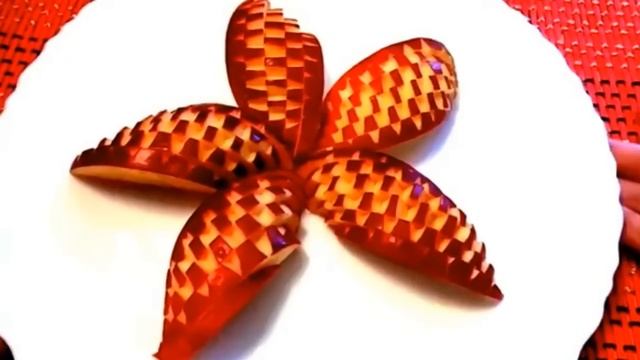 HOW TO MAKE APPLE DESIGN GARNISH - ART IN APPLE & FRUIT CARVING CUTING DECORATION смотреть онлайн