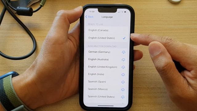 iPhone 13/13 Pro: How to Change Voice Control Language смотреть онлайн