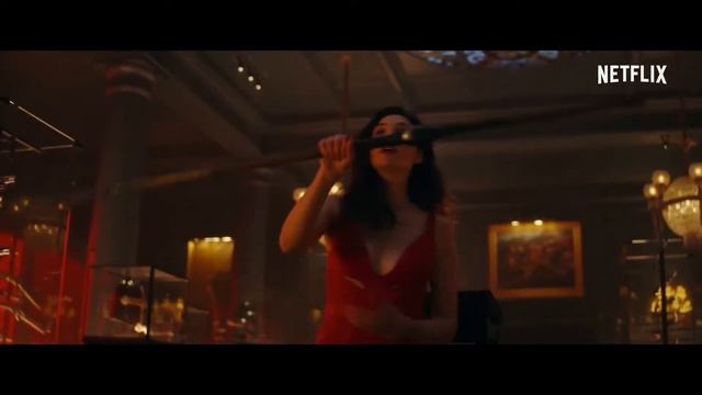 Красное уведомление - Русский трейлер (2021) 60 FPS Дуэйн Джонсон Райан Рейнольдс Галь Гадот NETFLIX смотреть онлайн