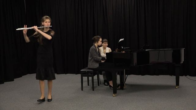 И. Кванц Концерт соль мажор 3 ч. смотреть онлайн