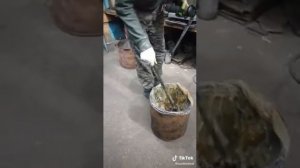 Как заправить шприц солидолом