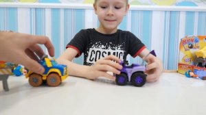 Распаковка машинок и герои мультика Рев и заводная команда - Игрушки для мальчиков