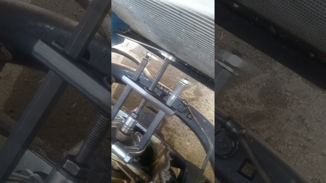 How to removed crankshaft sprocket Chrysler 2.7(1) смотреть онлайн