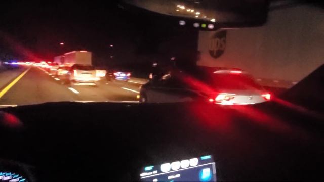 Chasing Down A Drunk Driver Caught on Video Swiping Cars, Over 130MPH смотреть онлайн