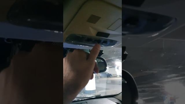 Отремонтированный плафон индивидуального освещения на Freelander 2. смотреть онлайн