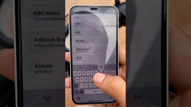 How to add Apps to iOS 16 Lock Screen 😱 смотреть онлайн