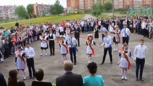 На взлётной полосе .Песня выпускникам школы.