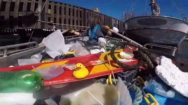 Plastic waste in Stockholm смотреть онлайн