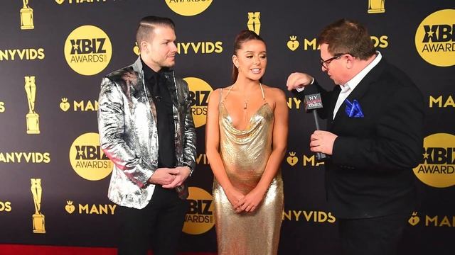 4k/60 Actress Vanna Bardot and Actor Codey Steele at the 2022 Xbiz Awards in Hollywood, CA смотреть онлайн