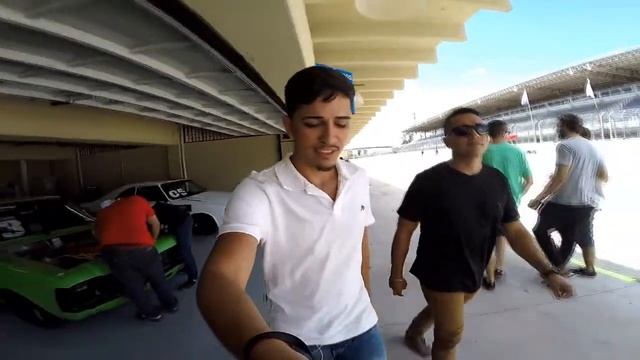 LAMBORGHINI + PORSCHE + SKYLINE + JAGUAR = TRACKDAY EM INTERLAGOS ALUCINANTE!! CrazyForAuto смотреть онлайн