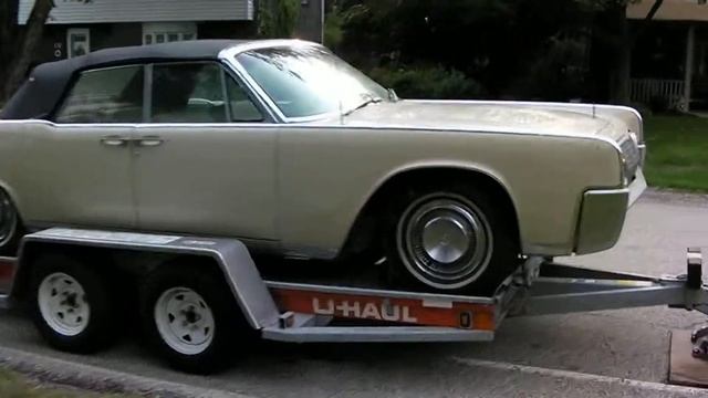 1964 Lincoln Continental Convertible Roof Test. First time in 15+ years смотреть онлайн