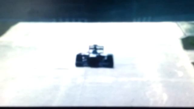 Massa loose his front wheel in testing. смотреть онлайн
