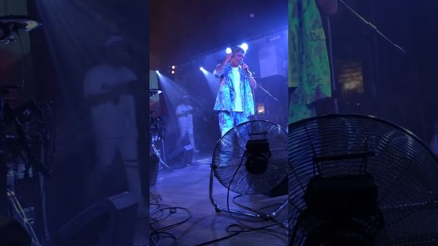 Элвин Грей зажигает смотреть онлайн