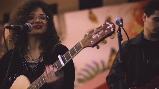 Jam Trio e Irene Dias - Simon and Garfunkel - Mrs Robinson смотреть онлайн