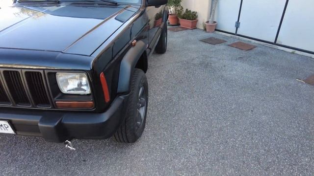 Jeep Cherokee XJ "remise en forme" смотреть онлайн