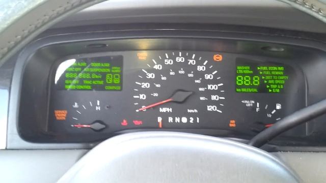FOR SALE 1999 Lincoln Town Car Signature Series Touring Sedan смотреть онлайн