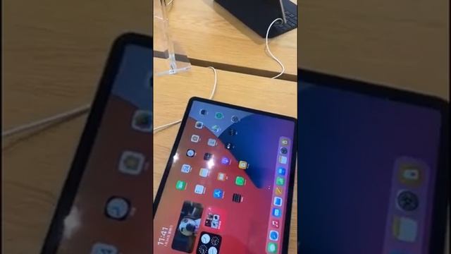 APPLE STORE 101 || TAIPEI смотреть онлайн