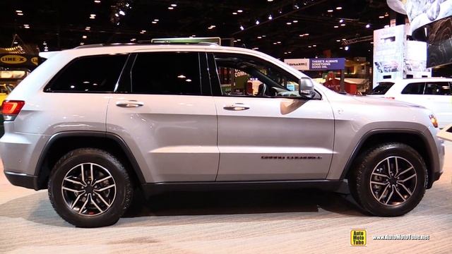 2019 Jeep Grand Cherokee Trailhawk - Exterior and Interior Walkaround - 2019 Chicago Auto Show смотреть онлайн