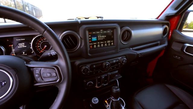 Ultimate Lifestyle Truck? | 2022 Jeep Gladiator Review смотреть онлайн