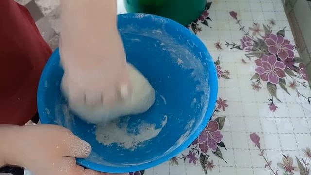 Повседневная жизнь в деревне. не двор, а сплошная лужа смотреть онлайн