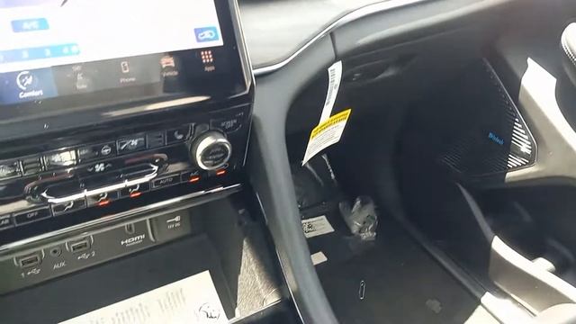 Our 2022 Jeep New Grand Cherokee Overland at Johnson Dodge смотреть онлайн