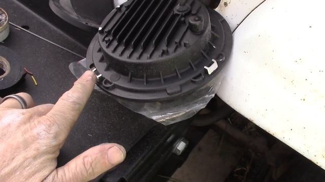 I put Uni-Shine LED headlights with halo ring on my Jeep CJ-7! смотреть онлайн