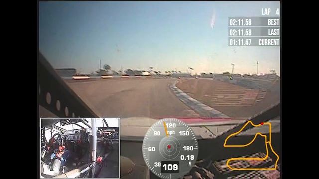 NASCAR Dodge Charger's splintering lap at Sebring смотреть онлайн