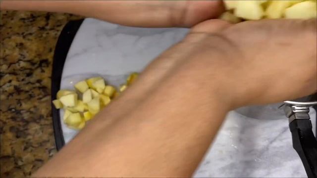 INDIVIDUAL APPLE PIES (Better than Take-Out) смотреть онлайн