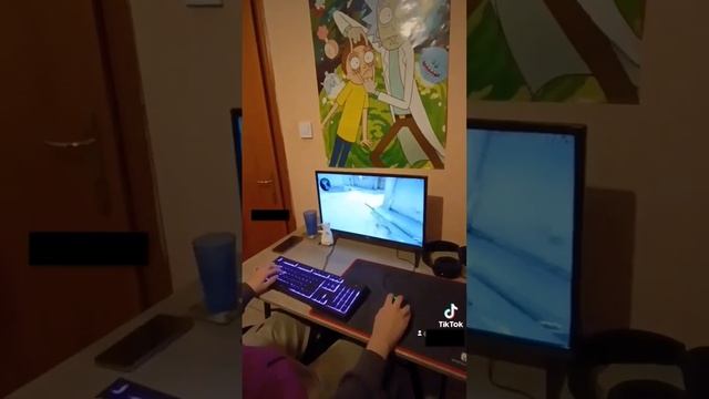 csgo bhop song смотреть онлайн