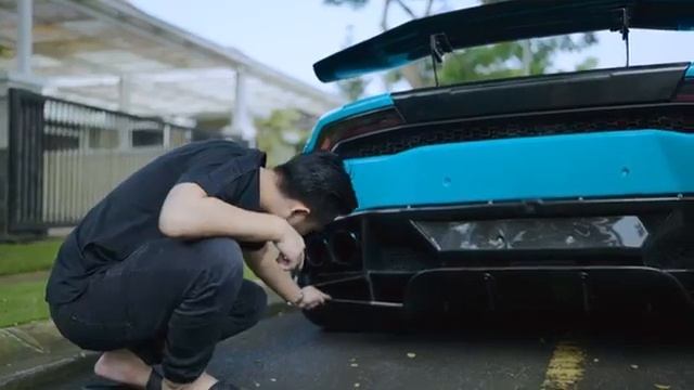 LAMBORGHINI HURACAN LIBERTY WALK PERTAMA DI INDONESIA смотреть онлайн