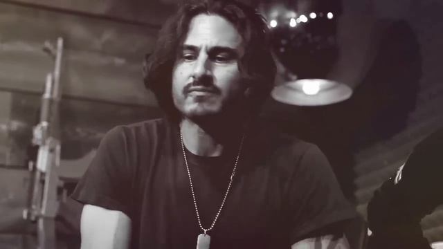 The Last Internationale - Wanted Man (Acoustic) смотреть онлайн