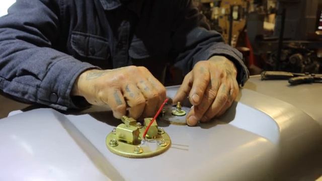 1937 Lincoln Zephyr EFI Gas Tank смотреть онлайн