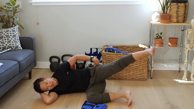 Strength Exercises to Fix Twisted Pelvis (Pelvic Rotation) смотреть онлайн